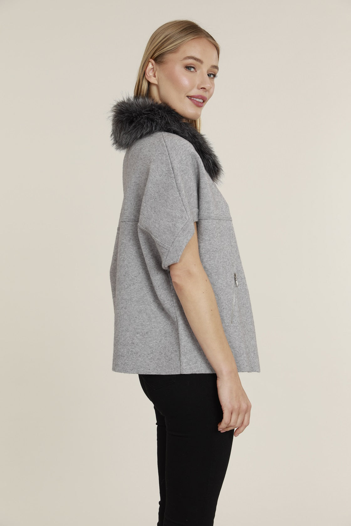 Faux Fur Collar Short Sleeve Cardigan