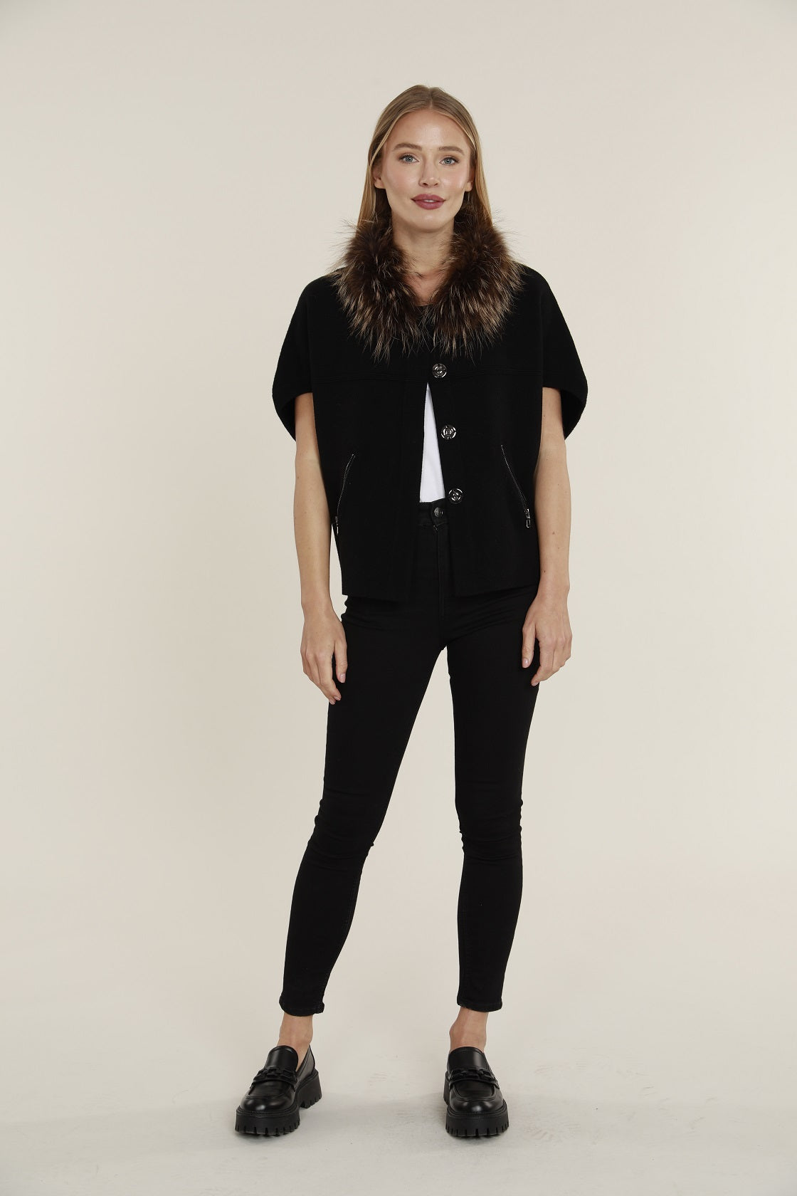 【美品】maison de Dolce ファーリーNT black Natural Fur Collar Short Sleeve Cardigan – Dolce Cabo