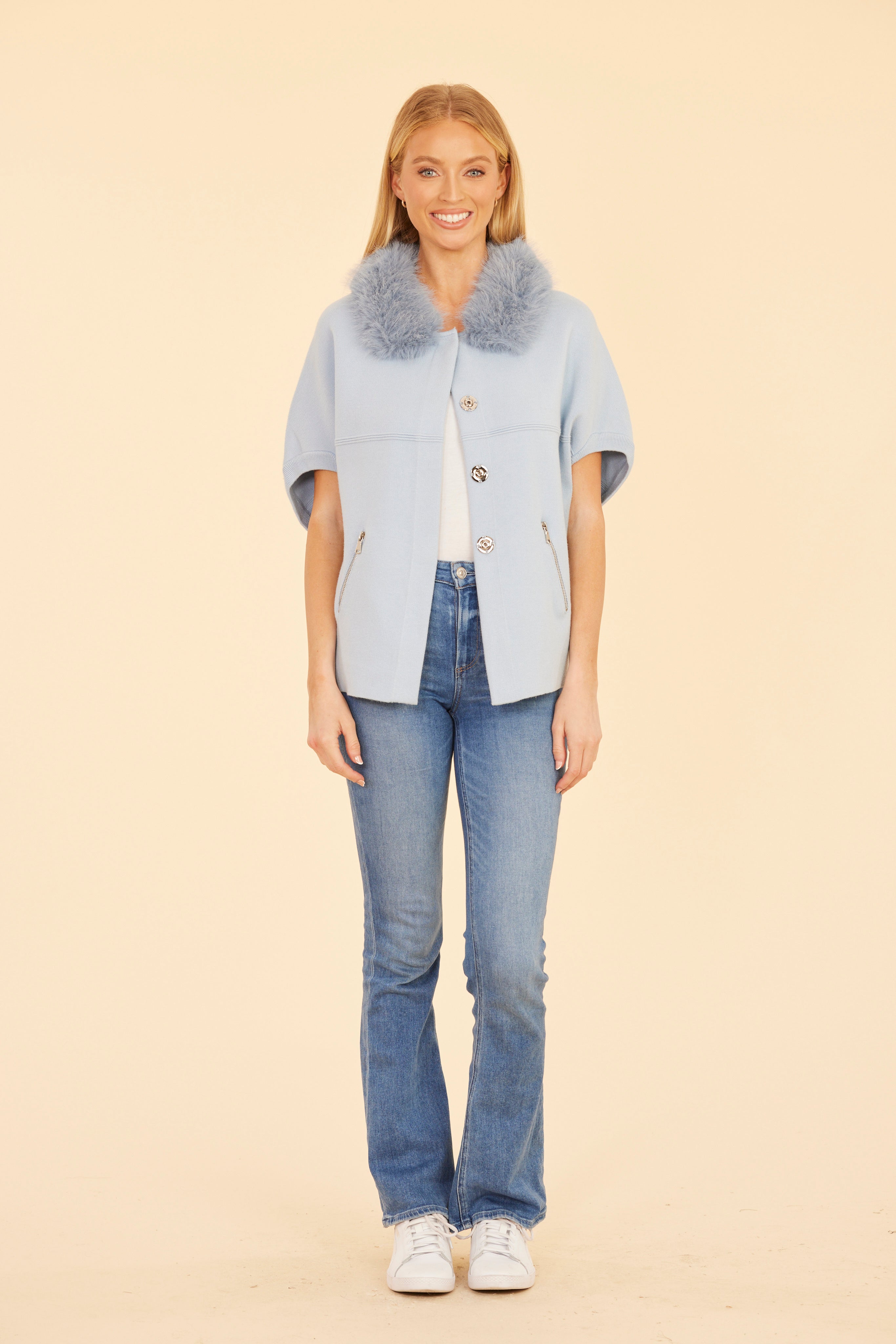 Faux Fur Collar Short Sleeved Cardigan