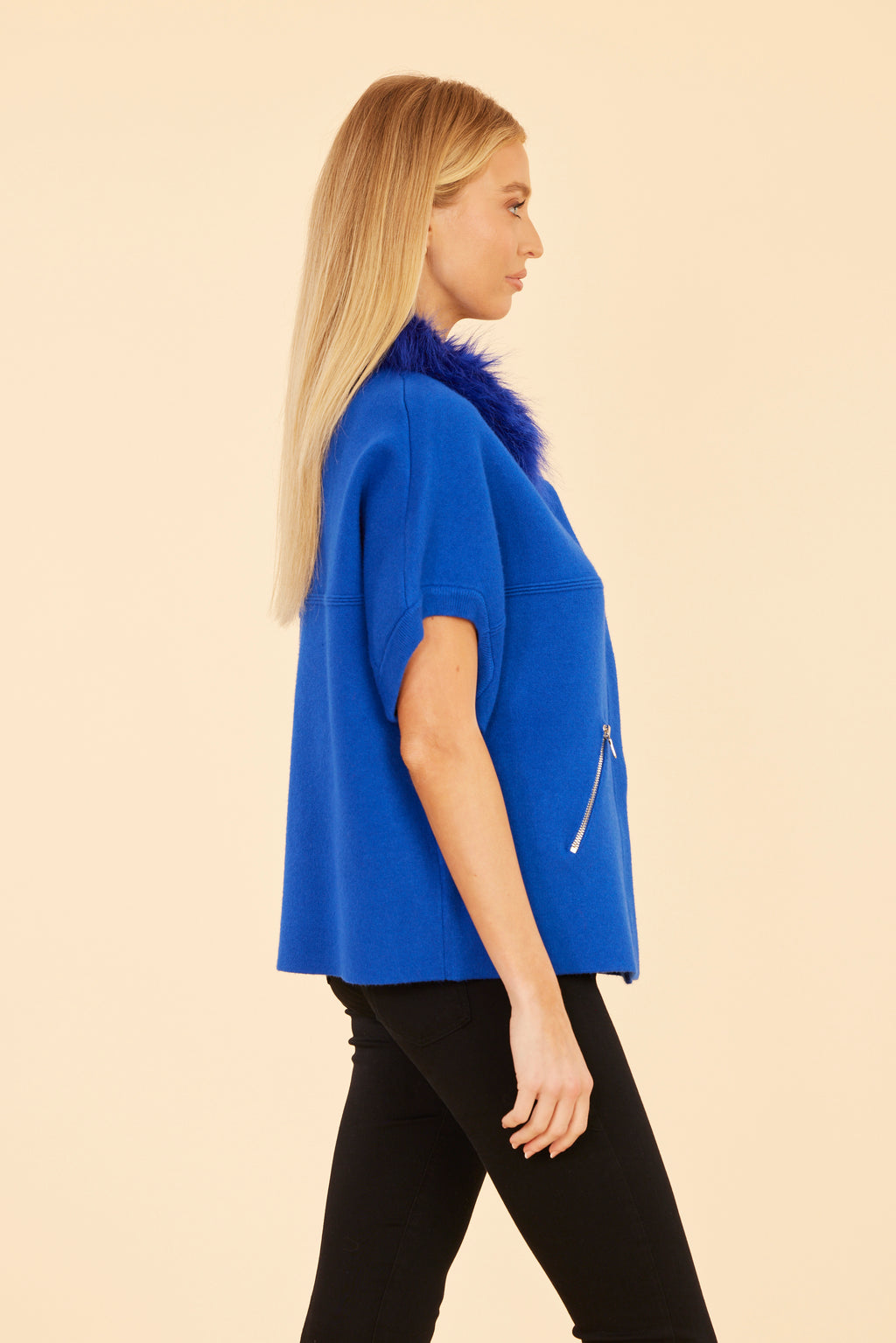 Faux Fur Collar Short Sleeved Cardigan