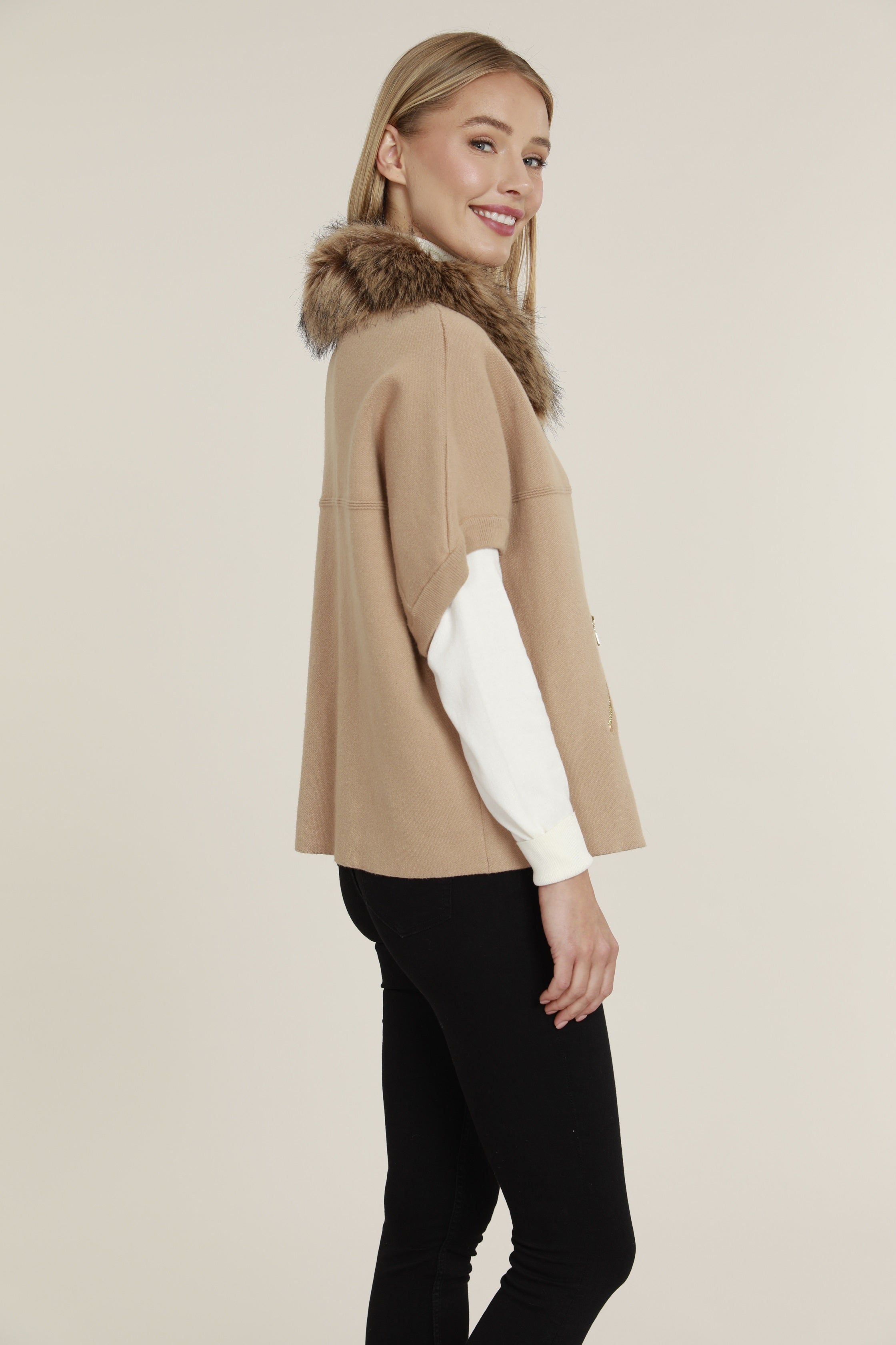 Faux Fur Collar Short Sleeve Cardigan – Dolce Cabo