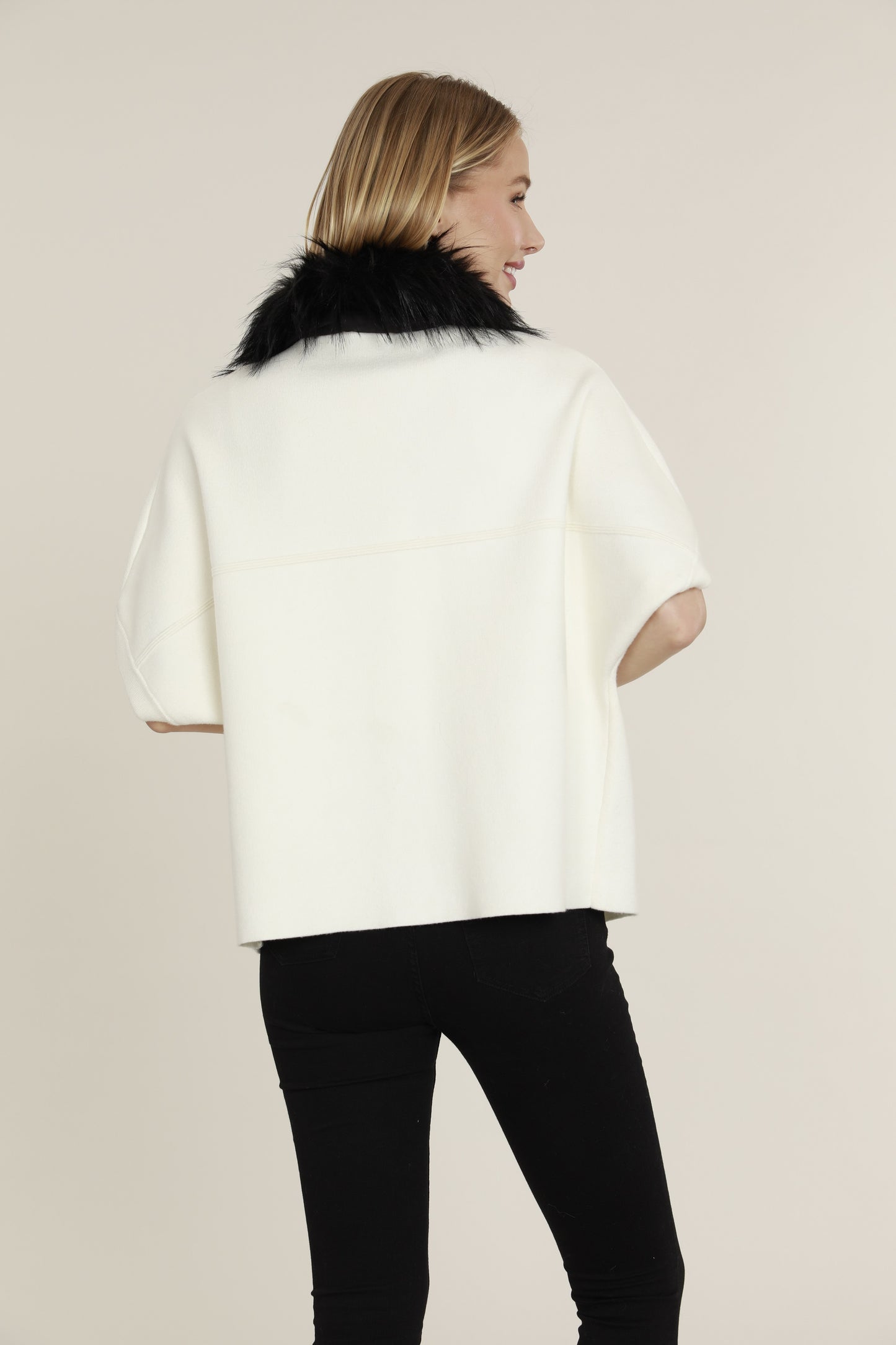 Load image into Gallery viewer, Faux Fur Collar Structured Cardigan
