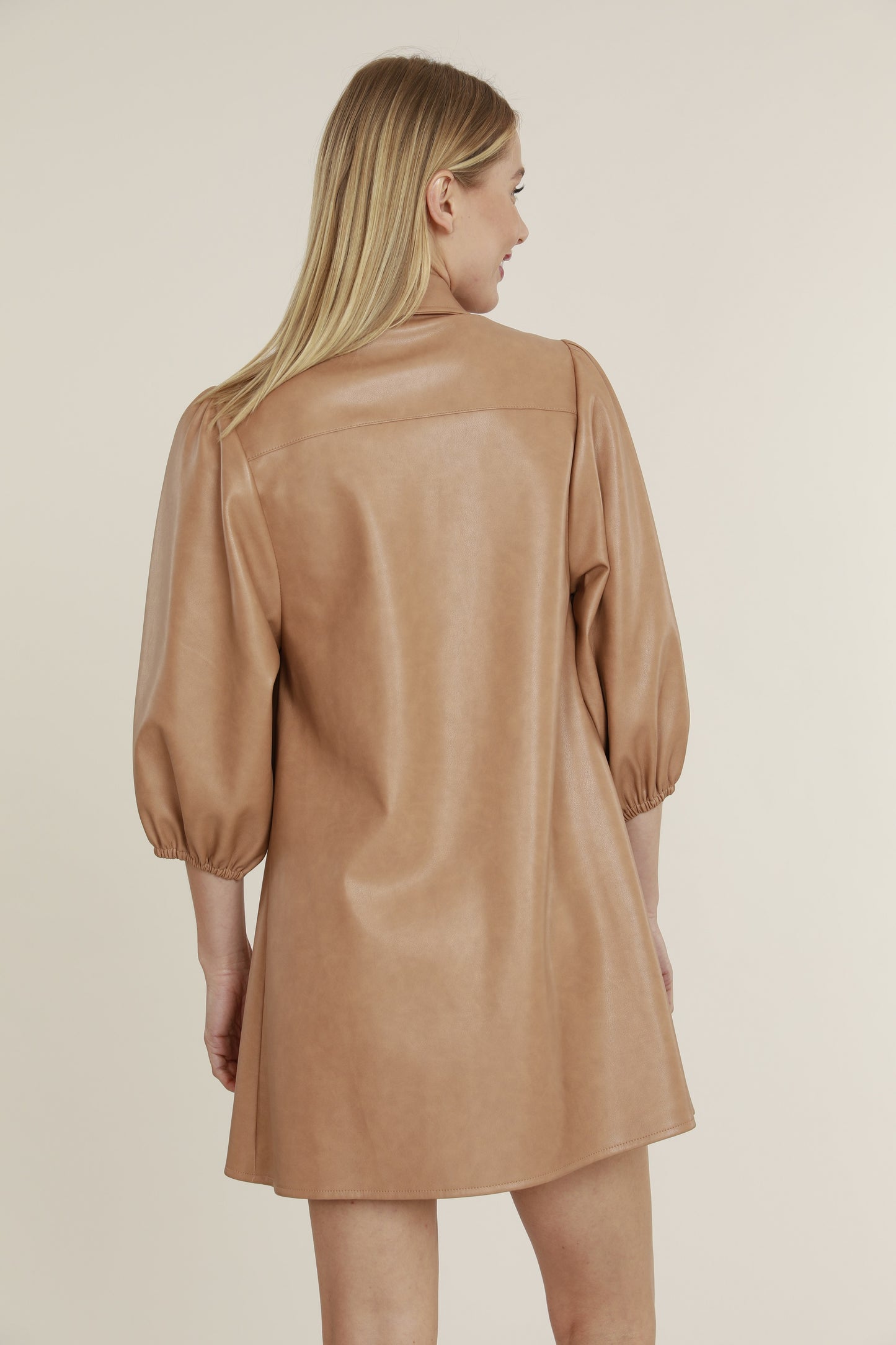Load image into Gallery viewer, FW&amp;#39;23 Soft Vegan Leather Tunic
