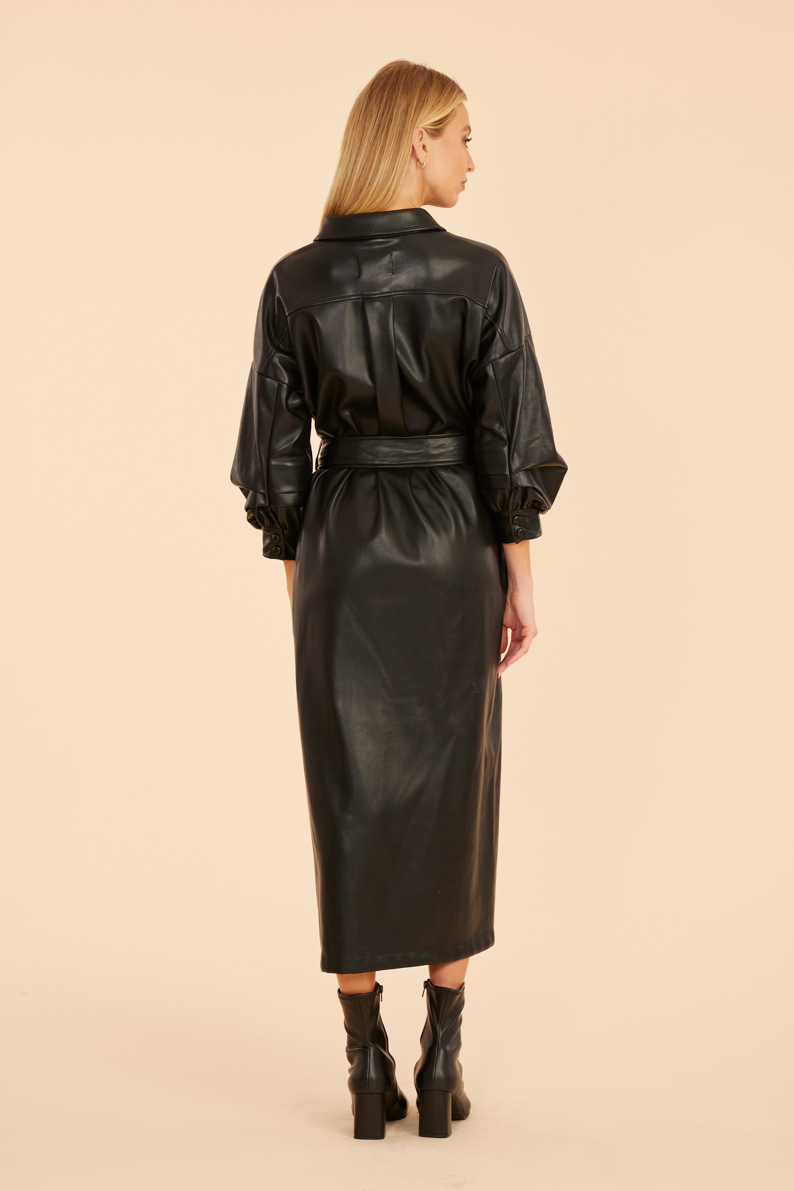 Vegan Leather Ruched Sleeve Maxi S Vegan Leather Ruched Sleeve Maxi S