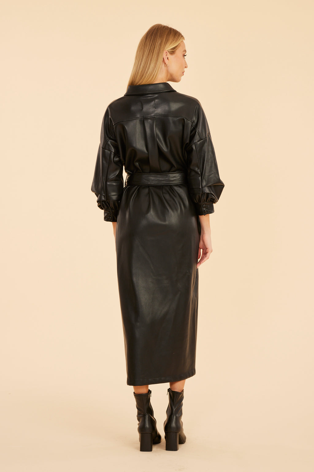 Vegan Leather Ruched Sleeve Maxi S