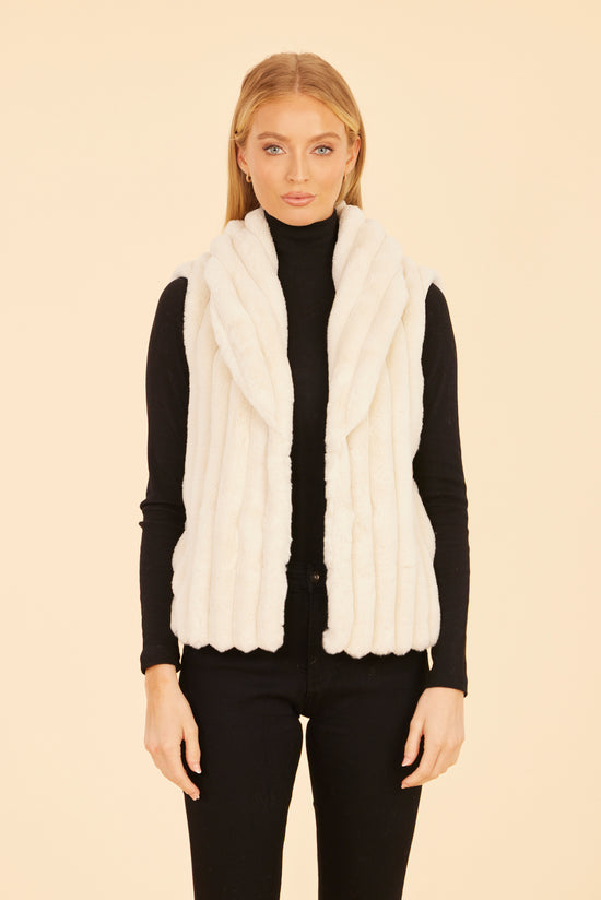 Faux Fur Grooved Vest