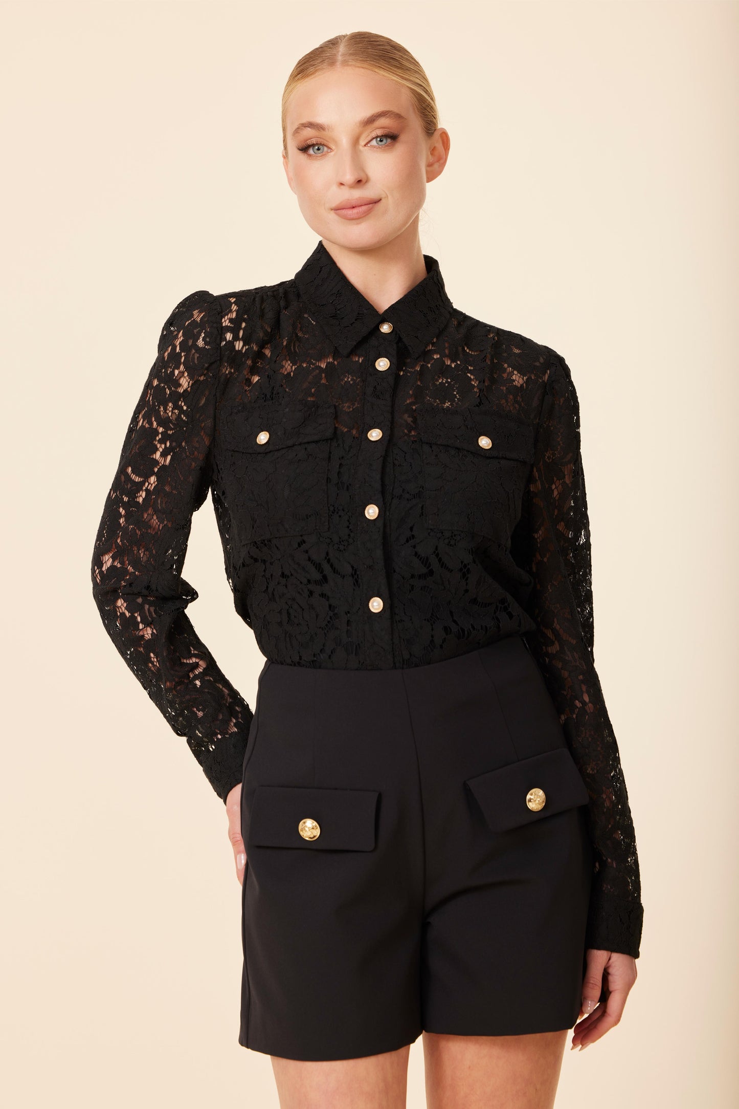 Lace Pearl Button Top Gold Button Short