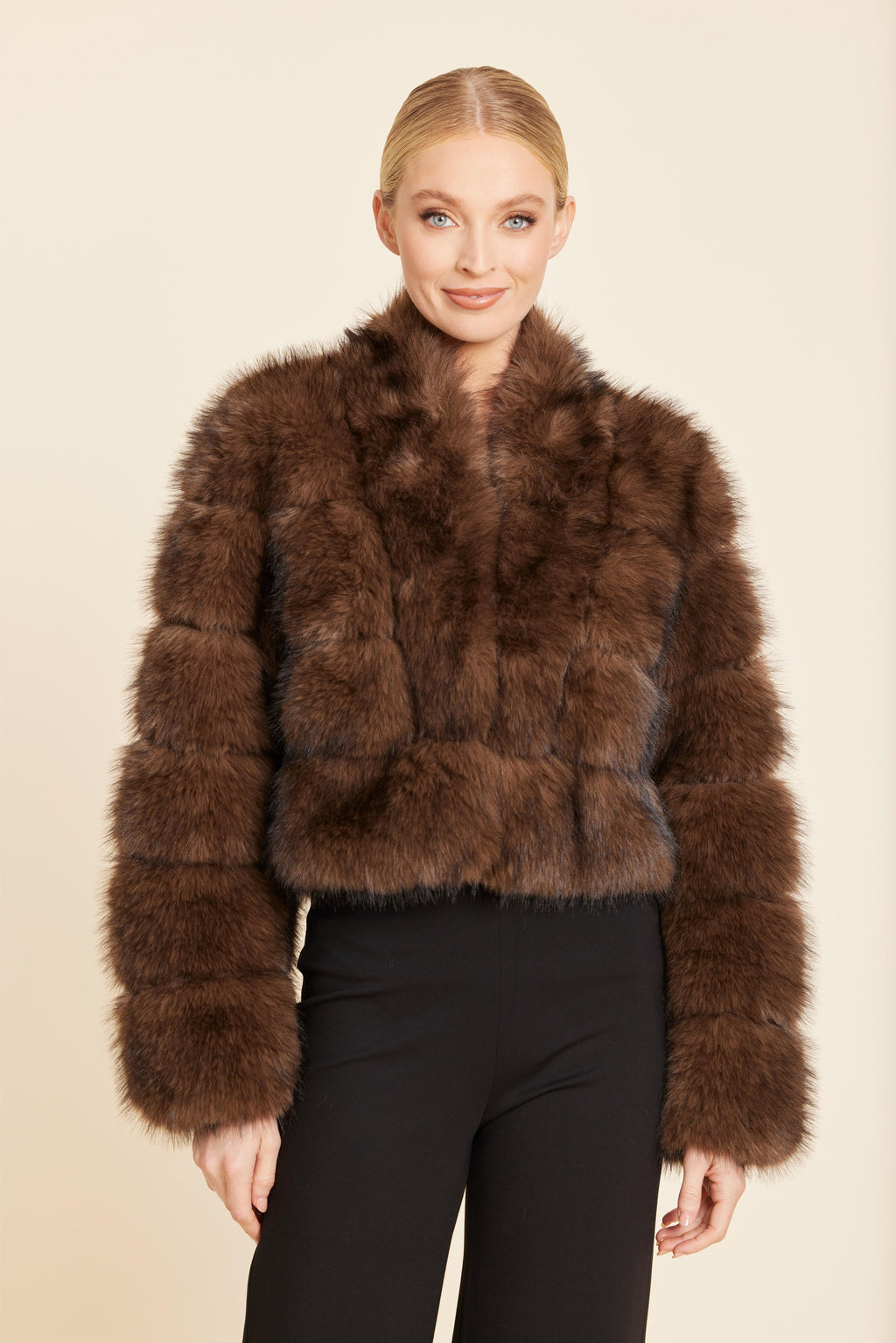 Faux Fur Grooved Cropped Jacket