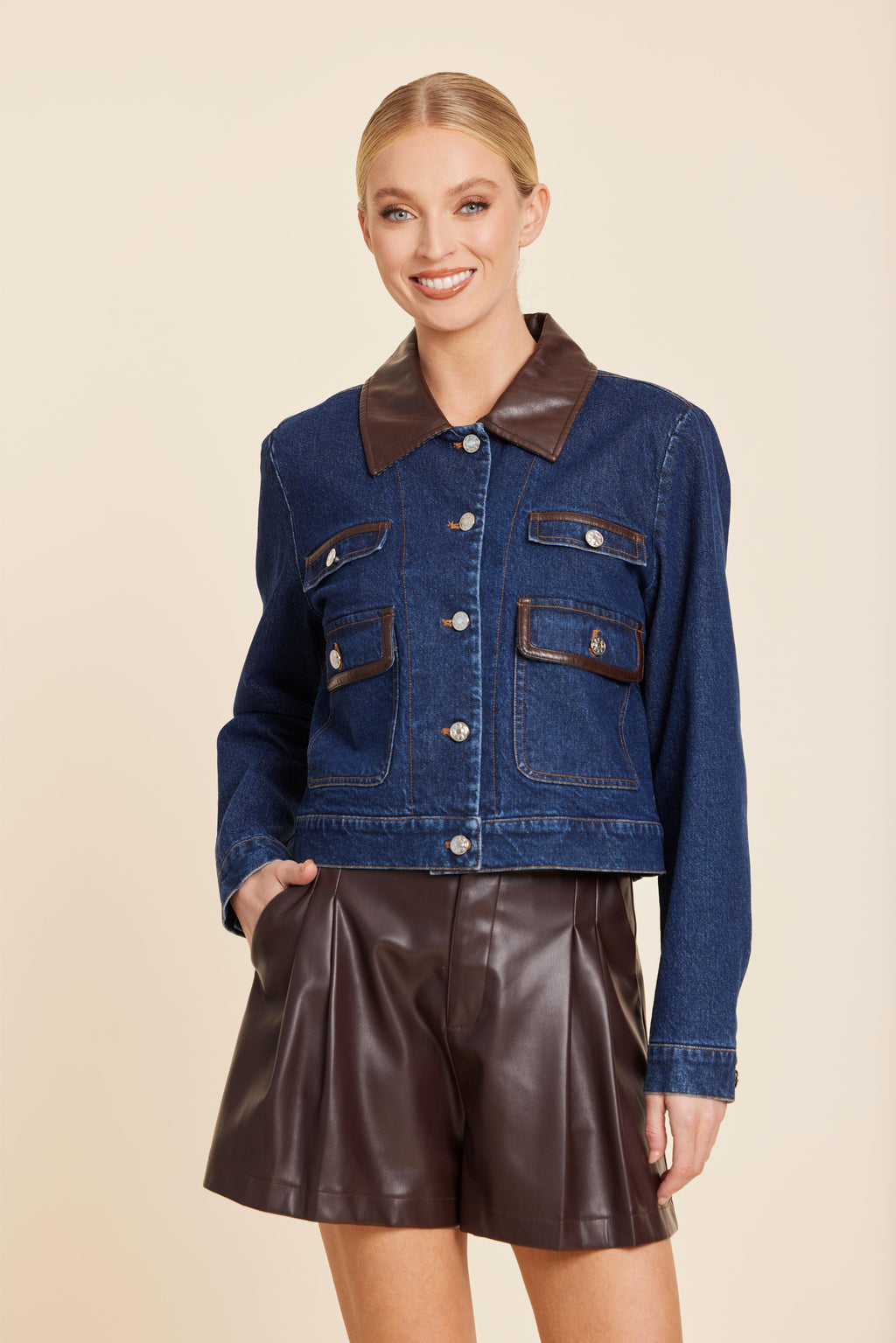 Faux Leather Pleated Short