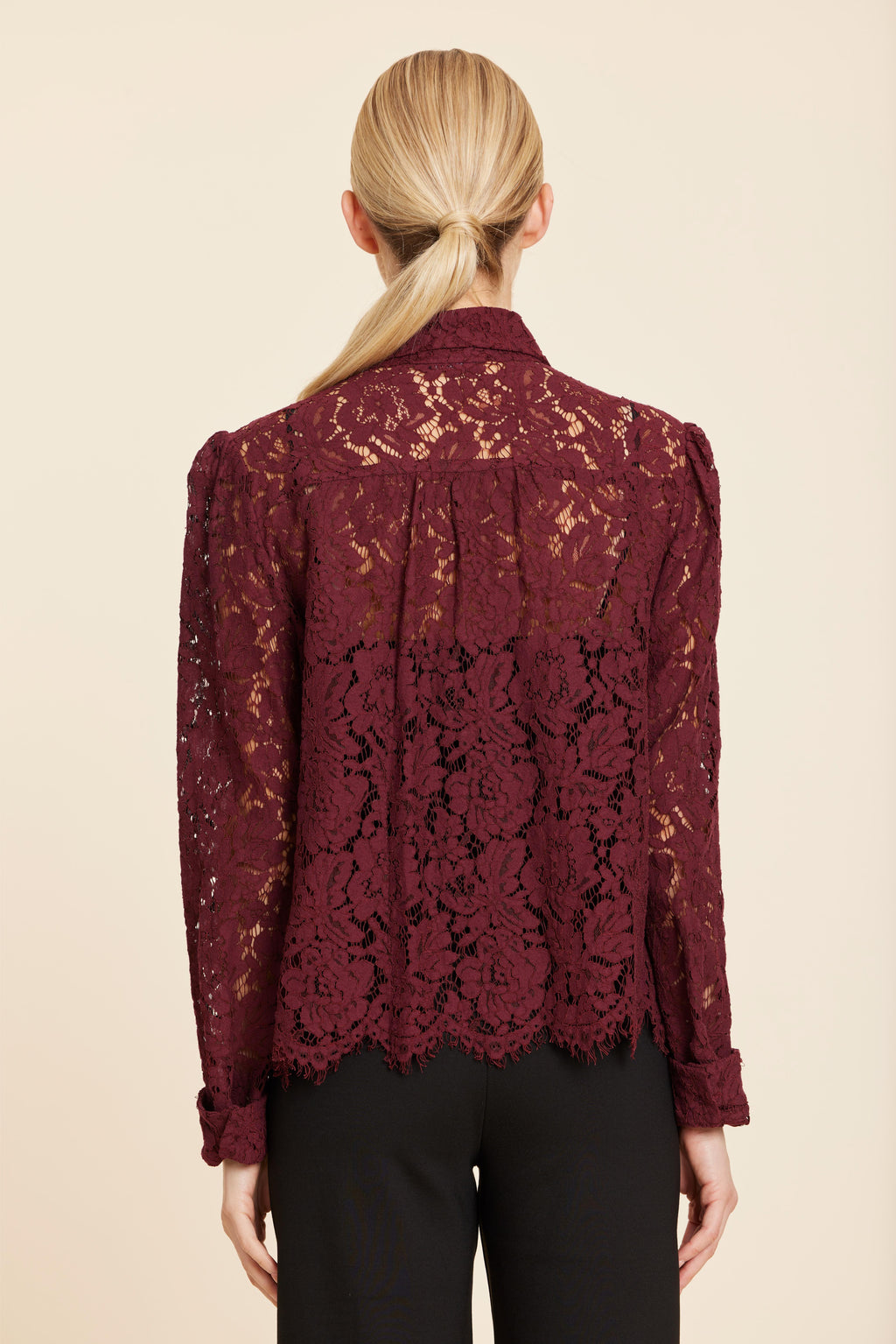 Floral Lace Pearl Button Longsleeve Blouse