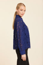 Floral Lace Pearl Button Longsleeve Blouse