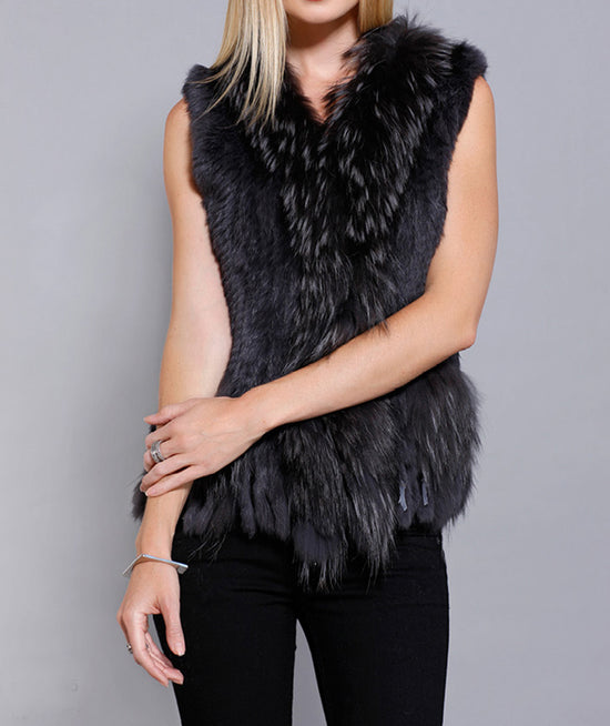 Knitted Vest with Detachable Fur Collar – Dolce Cabo