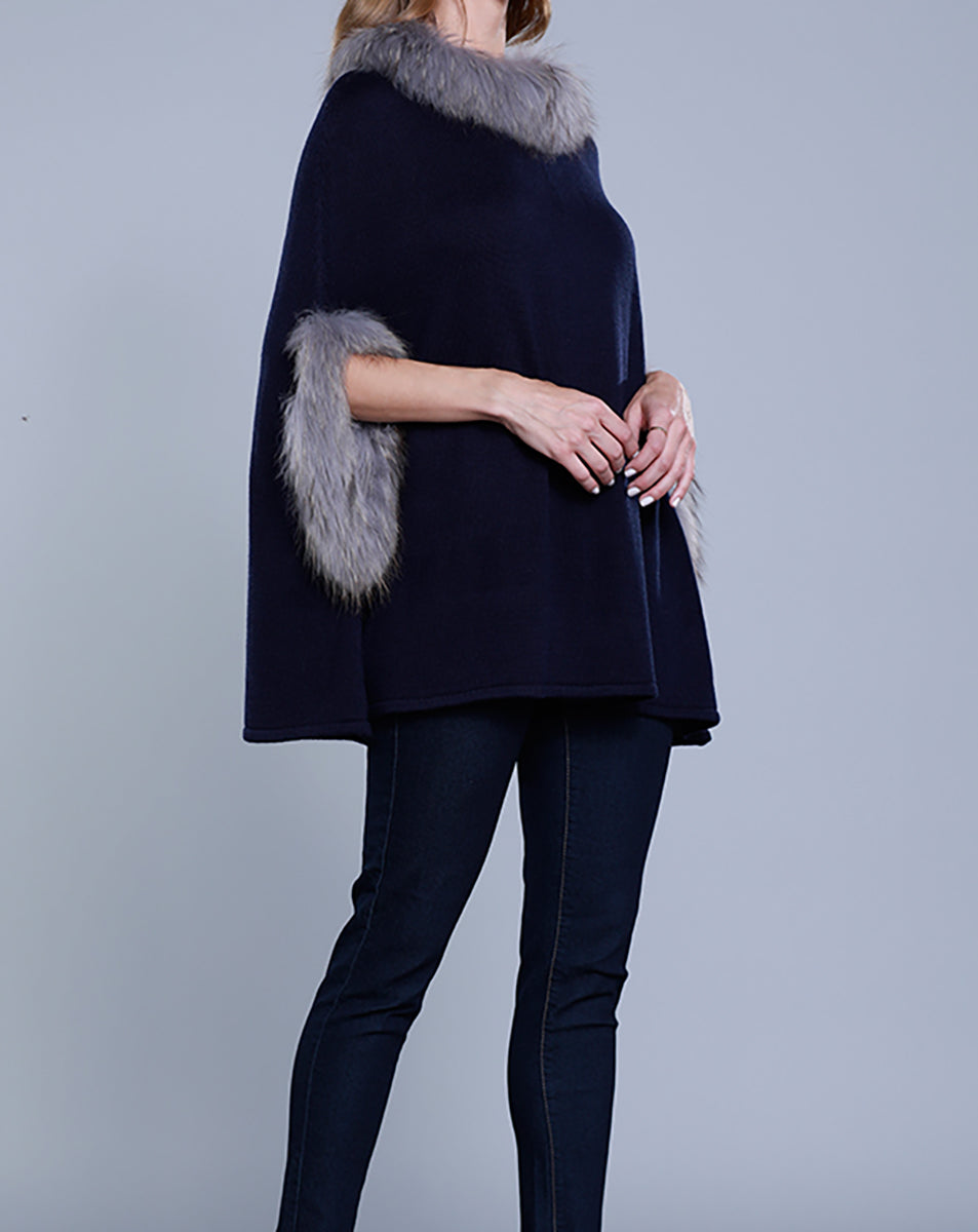 Knitted Vest with Detachable Fur Collar – Dolce Cabo