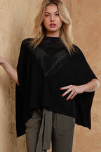 Cropped Poncho Knit Black, Dolce Cabo