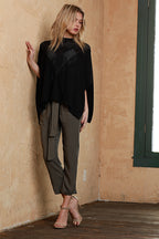 Cropped Poncho Knit Black, Dolce Cabo