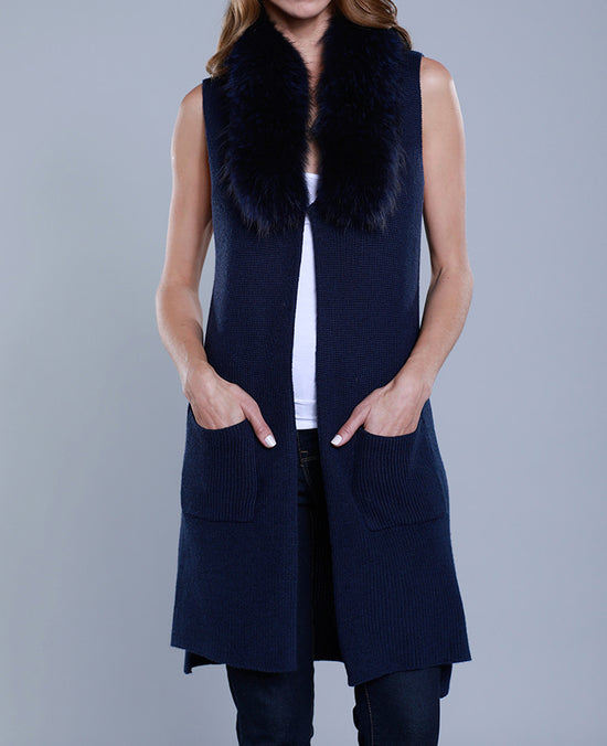 Load image into Gallery viewer, Knitted Vest with Detachable Fur Collar
