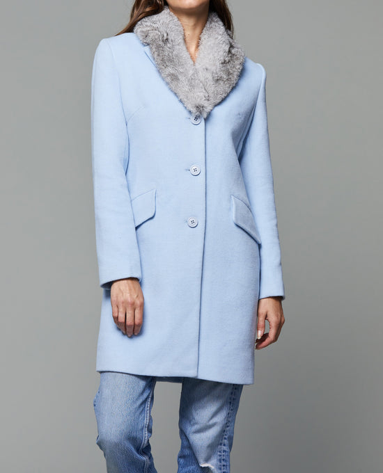 Load image into Gallery viewer, Wool Coat with Fur Collar
