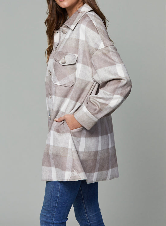 Load image into Gallery viewer, Oversized Plaid Shirt Jacket
