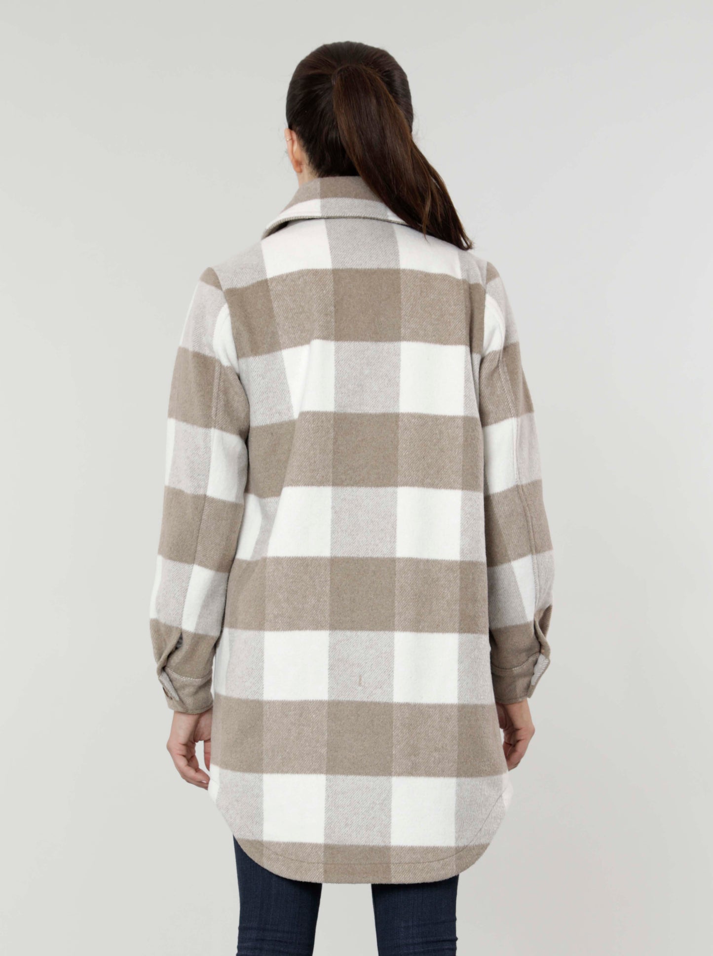 Load image into Gallery viewer, Long Plaid Shacket
